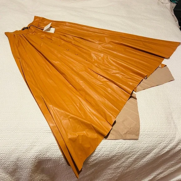 NWT Isabel Marant Davis asymmetric pleated faux leather maxi skirt - Picture 6 of 10